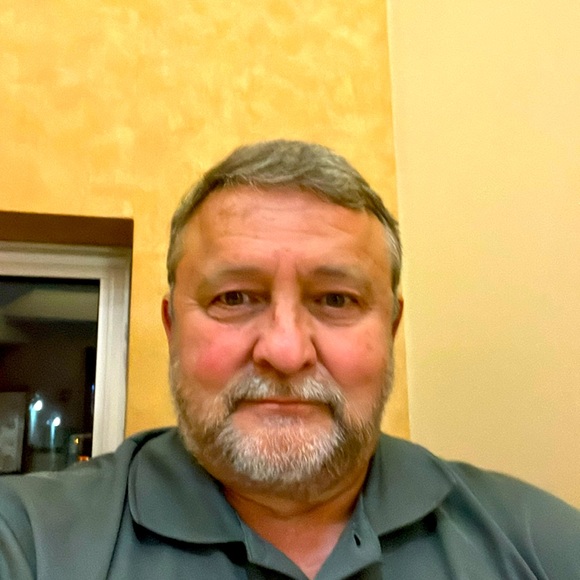 Meet your Posher, Thomas - Picture 1 of 3